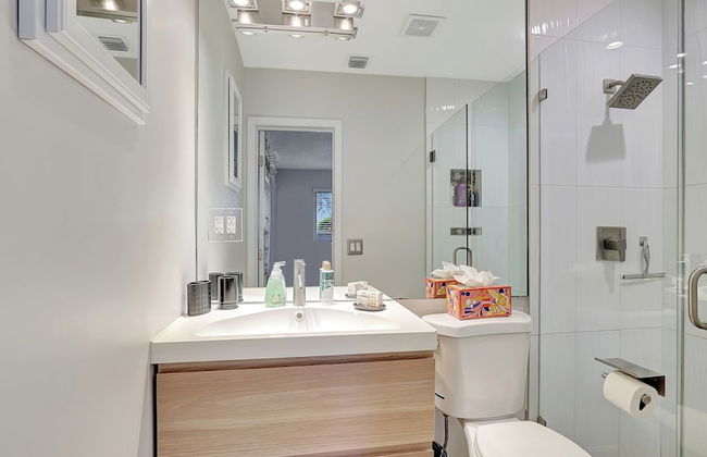 Waterfront Villa Private Pool! - Foto 21