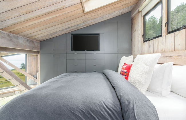 Seaview Cottage - Photo 3