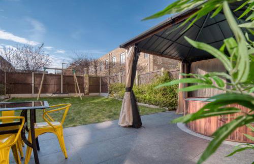 Cambridge - hot tub, sauna, parking, pool table - Foto 53