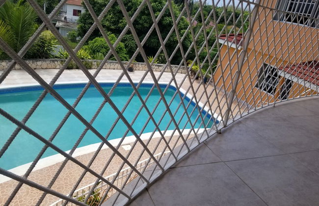 Holiday House Second floor Ste - Photo 15