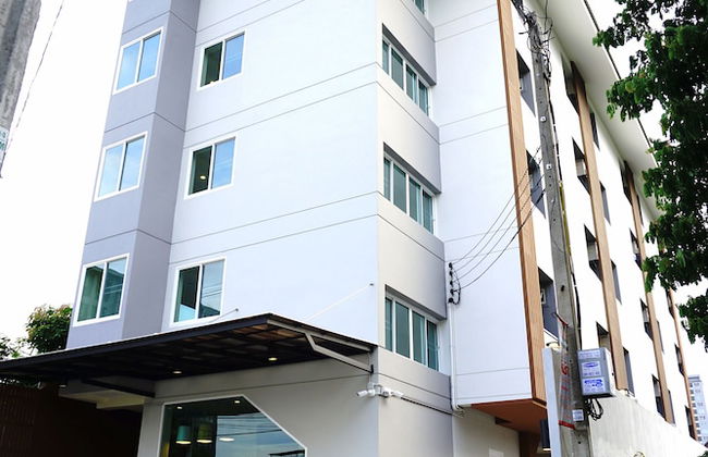 The Arni Sukhumvit 101 - Photo 18