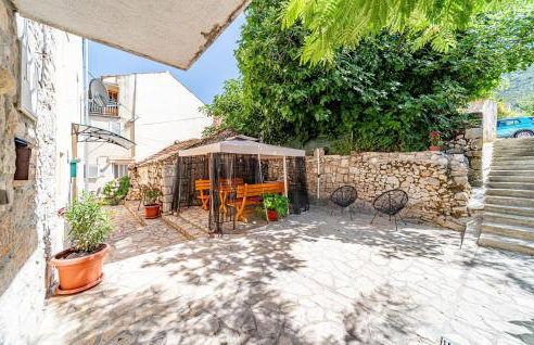 2 Bedroom Gorgeous Home In Hodilje - Photo 1