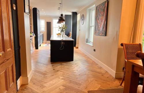 House in Appledore with Hot Tub and own parking - Foto 43