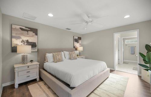 The Golden Palm Mins to Eastport Square and Middleton With Electric Golfcart - Photo 5