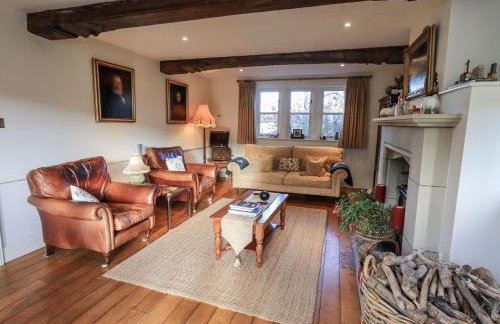 Orchard House - Photo 5