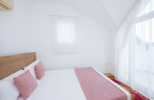 Infinity Olympia Apartments - Photo 4