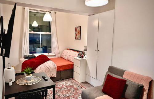 Best Situated Studio - Finsbury Park Station! - Foto 1