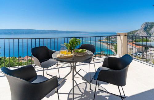 Villa Atopos with heated private pool, 5 bedrooms, Cinema room, panoramic sea views - Foto 16