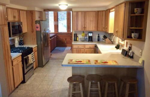 Loon Lake Chalet with Hot Tub near Gore & Lake George - Photo 19