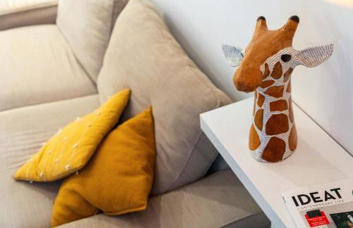 The Velarde Business Suite Super Luxury 2BR Apartment Optimized for Remote Work - Foto 24