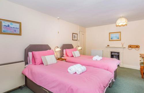 Corner House - Photo 22