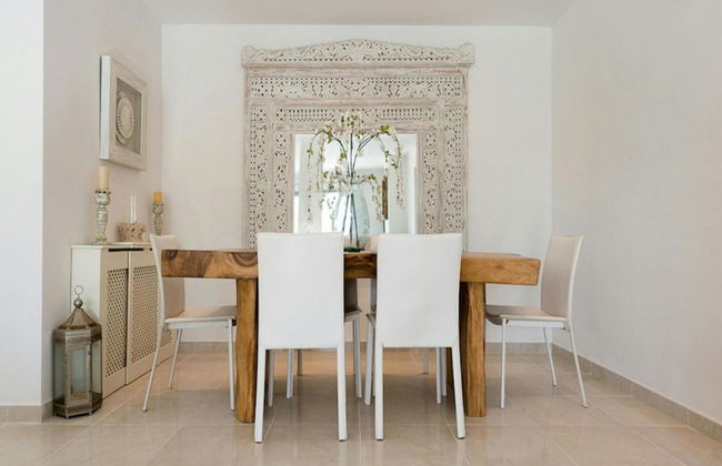 Exquisite Villa With Parking Space - Foto 21