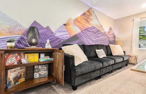 ATLAS - Whole House - 5BR 2BA - Hot Tub - Game Rooms - Theater - Fenced Backyard - Foto 12