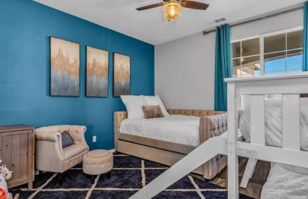 5Br3B Pool, 2mi to Fstvals, EV Chrgr, Gym, Games - Photo 36