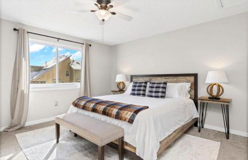 Chimney Park Retreat King Suite and Fenced Yard - Foto 15