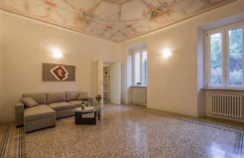 Regis Condo - Photo 132