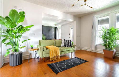 Bamboo Bungalow by Jungle House Near Convention Center OSU & Nationwide Arena Walk to High Street Downtown & Short North 5 800 Reviews Private Parking - Foto 48