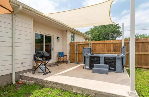 Blanco Lodge at Little Ranches 5 min to Square - Foto 9