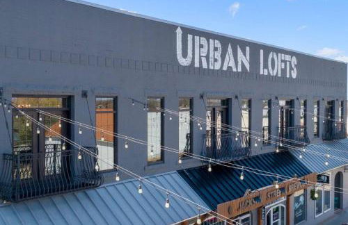 Downtown Urban Loft above Restaurants - Photo 15