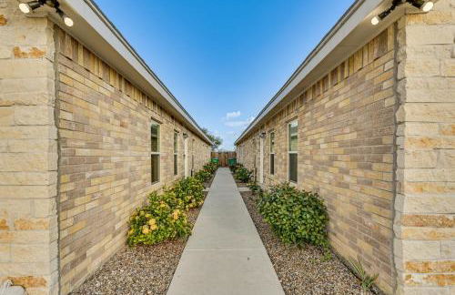 2 Mi to DHR Health Commuter-Friendly Pharr Apt - Foto 22