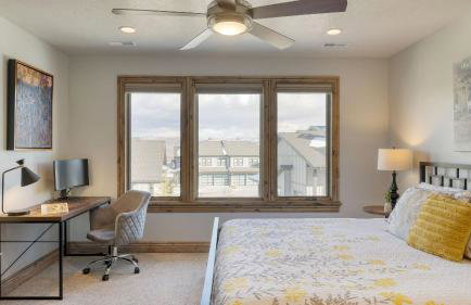 Blue Skies Lakeside Family-friendly Getaway w/ Hot Tub & BBQ - Foto 32