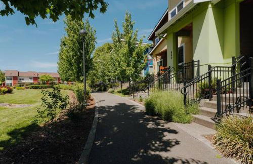 Haven at Greenbridge Close to Airport and Downtown - Foto 21