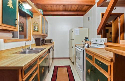 Moose Cabin Year-round Outdoor Fun w/ BBQ - Foto 17