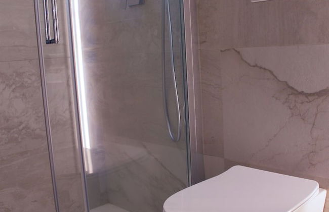 Theater Luxury Apartment - Foto 22