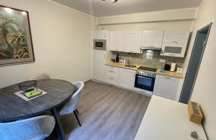 BESOTEL Erkrath - 20 Wohnungen 2 Standorte 35 Schlafzimmer 29 Badezimmer 52 Betten für 73 Gäste - Foto 2