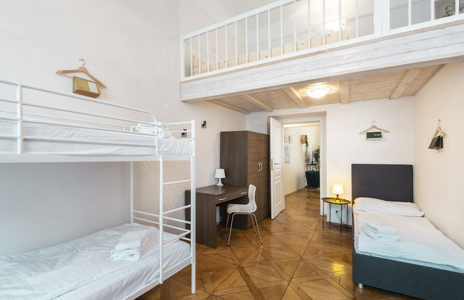 Hybernska Apartments - Foto 24