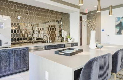 Landing Stylish 1BD Clubhouse Pool - Foto 25