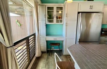 Ocean-View 1BR Condo on Black Sands Beach, Pool, Hot Tub - Foto 9