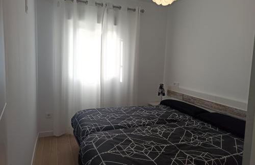 Casa cerca de la playa con patio y garaje privado - Foto 10