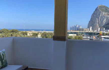 THE ROCK VIEWS APARTMENTS 1 min walking to Gibraltar - Foto 32