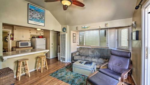 Tropical Island Escape with Deck, Walk to Avalon Bay - Foto 3