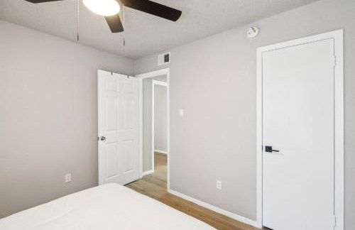 The Landry 280 Spacious and Cozy 2 Bedroom 1bth - Foto 14