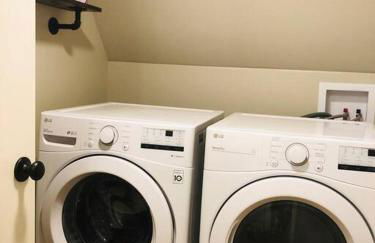 Newly renovated A-frame 5 Min walk to main street - Foto 12