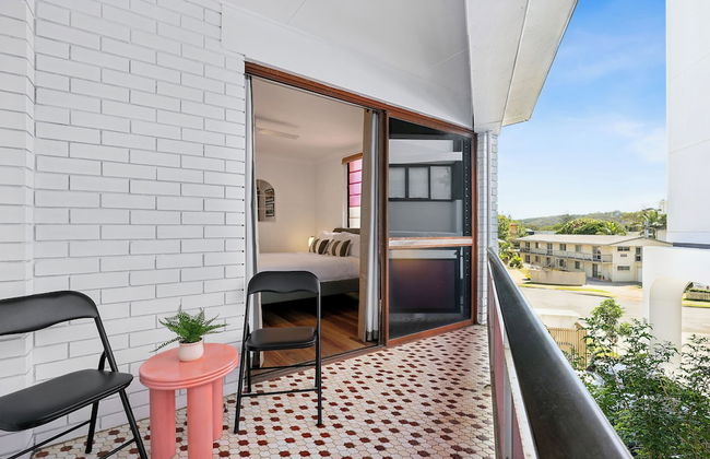 Coastal Hideaway on Palm Beach - Photo 5