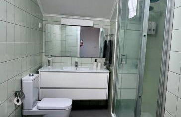 Casa da Joana T2 no Centro Histórico de Angra - Photo 13