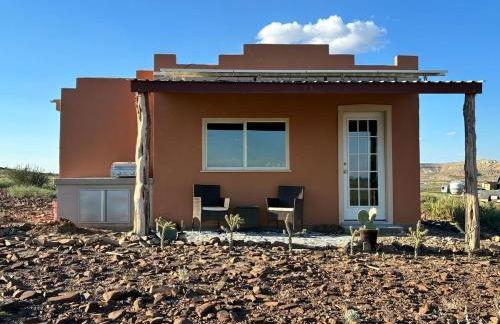 Cabin at the Hill, Close to Big Bend National Park and Terlingua Ghost Town - Foto 1