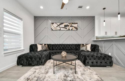 NEW! Grand Luxé Retreat - Modern Luxury - Free Parking - Near Med Center & NRG - Foto 2