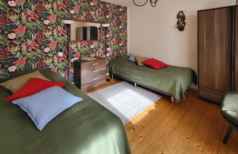 6 Bedroom Amazing Home In Mucharz - Foto 35