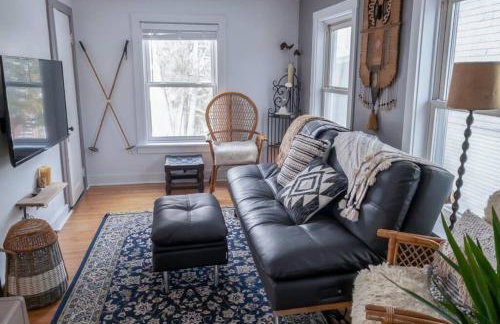 Bohemian Compound with Hot Tub - Foto 9