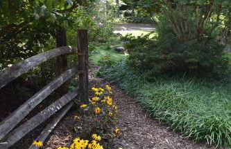Restored1850s log cabin, with gazebo and gardens! 1 mile to downtown Weaverville - Foto 37