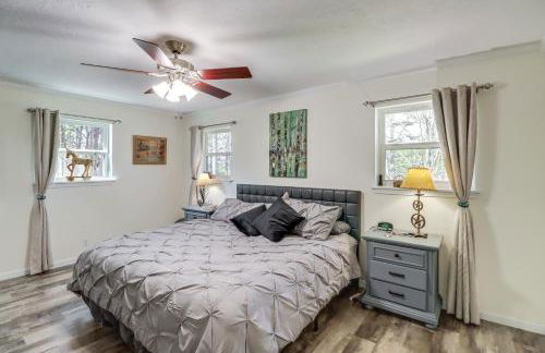 Fairfield Bay Home On Golf Course with Fenced Yard! - Foto 7