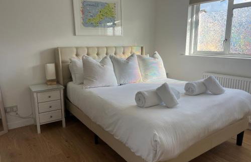 Family Home with Sauna & Garden - Foto 14