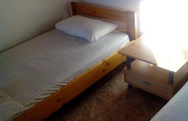 Studios ΣΤΟΥΣ ΠΥΡΓΟΥΣ ΘΕΡΜΗΣ - Foto 17