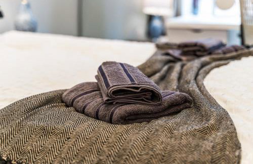 Central Leeds Flat - In City Centre - Modern Décor - Sleeps 8 - Foto 18