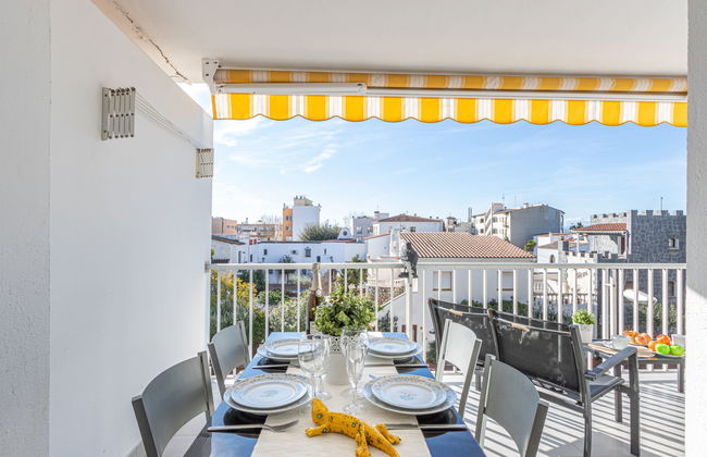 2 bedroom Apartment in Castelló d'Empúries - Photo 17