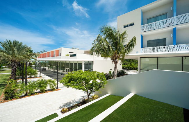 The Grove - Photo 10